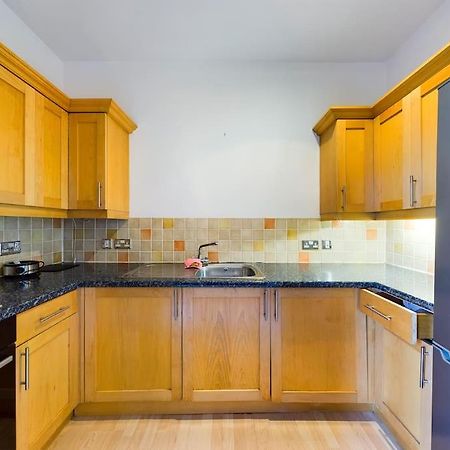 Luxury Apartment Cheltenham Esterno foto