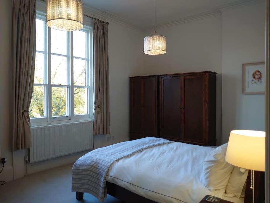 Luxury Apartment Cheltenham Esterno foto