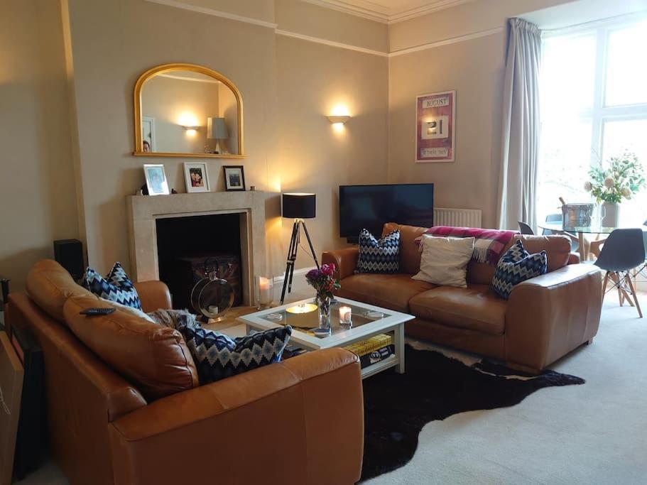 Luxury Apartment Cheltenham Esterno foto
